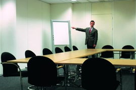 瞬間特寫 解碼30827商務(wù)信息咨詢的行業(yè)價(jià)值與未來(lái)潛力